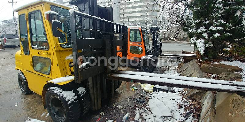 현대지게차4.5톤 04년식--3