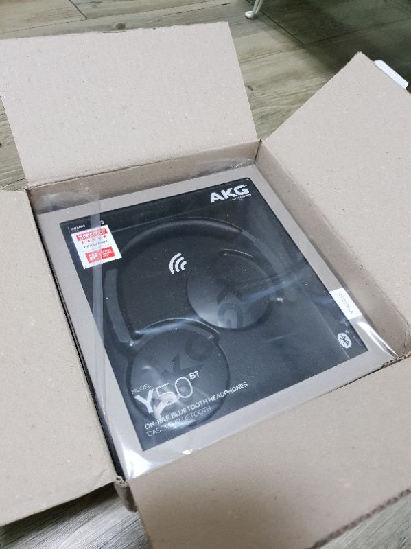 AKG Y50BT 유/무선 헤드폰 판매합니다.--1