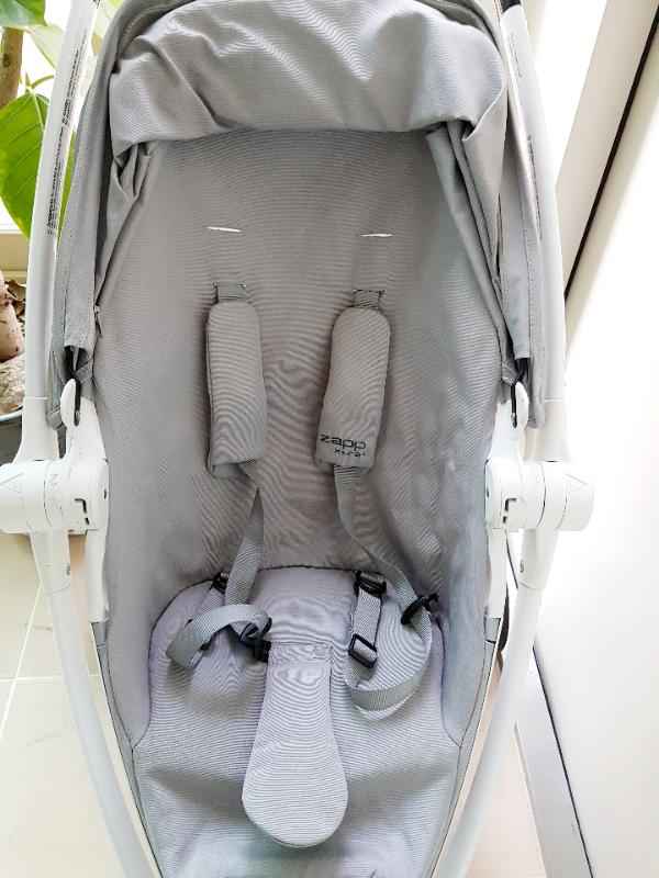 퀴니 제프엑스트라 2.0 화이트프레임 이미지