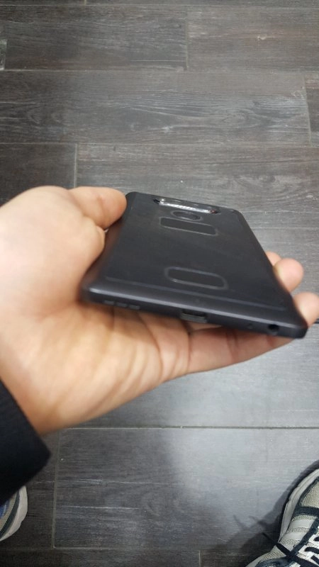 V20 64기가 티탄정상해지 3사이용가능 이미지