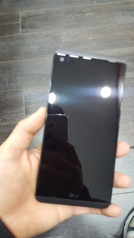 V20 64기가 티탄정상해지 3사이용가능--2