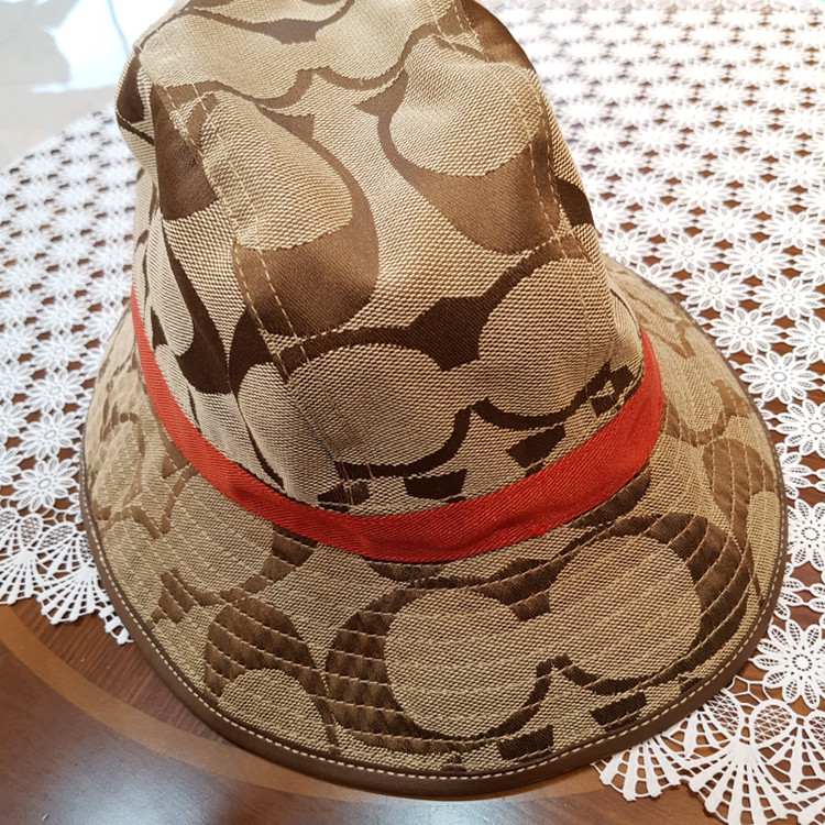 정품)코치 신형 쟈가드 벙거지 모자 이미지