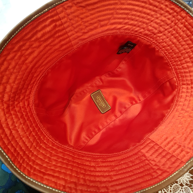 정품)코치 신형 쟈가드 벙거지 모자 이미지