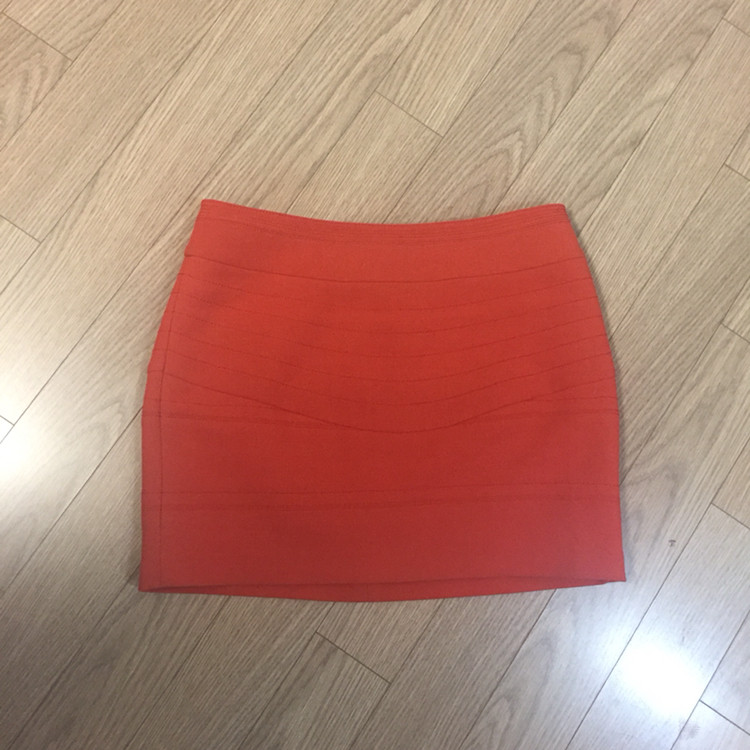 커밍스텝 오렌지레드 미니 스커트--1