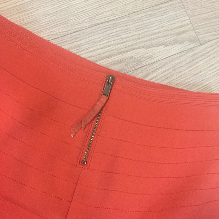 커밍스텝 오렌지레드 미니 스커트 이미지