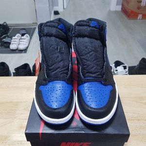 조던1 로얄블루 270