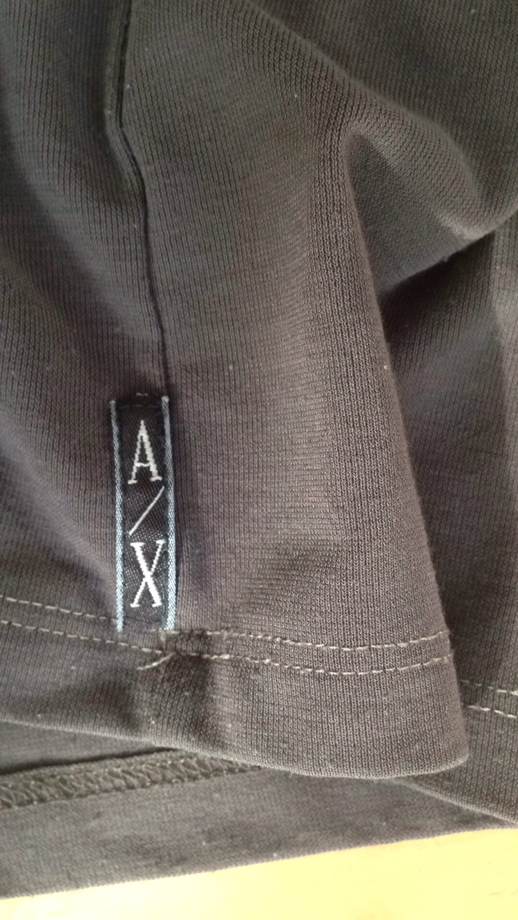 정품 ARMANI 티 이미지