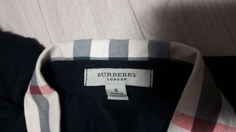 버버리 여성 면티 긴팔 블랙 사이즈S 중고--4