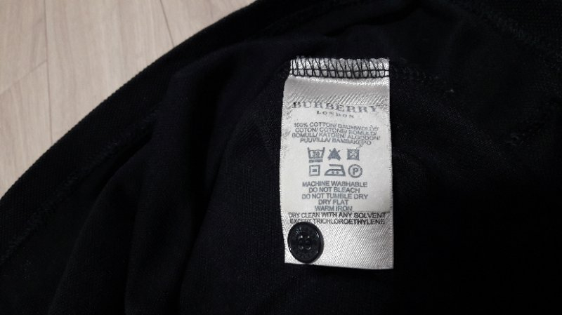 버버리 여성 면티 긴팔 블랙 사이즈S 중고--5