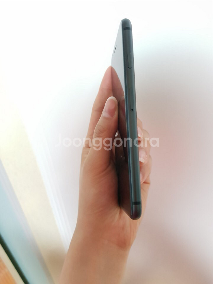 아이폰8 64G 스페이스 그레이 판매합니다--3