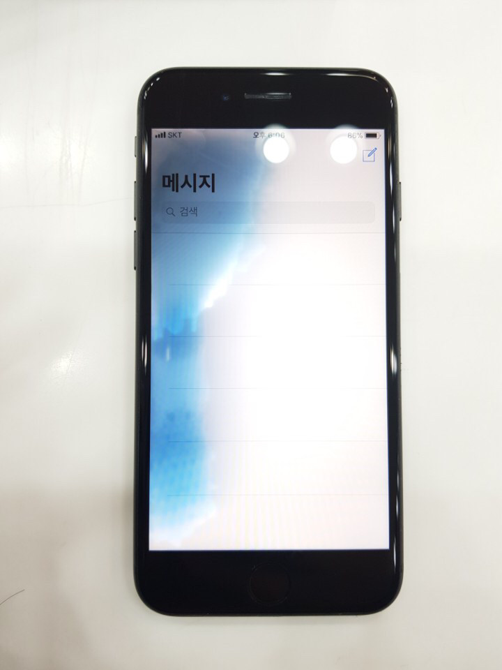 아이폰8 64G 스페이스 그레이 판매합니다--7