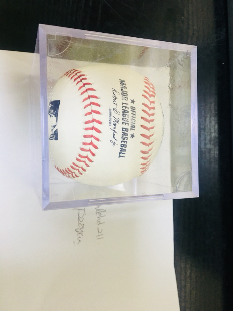 mlb 공인구 류현진 인쇄싸인 팝니다 큐브포함--0
