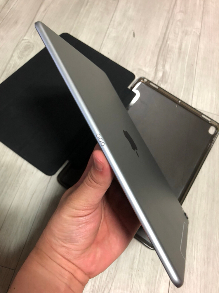 아이패드 프로 10.5 64기가 스페이스그레이 팝--4