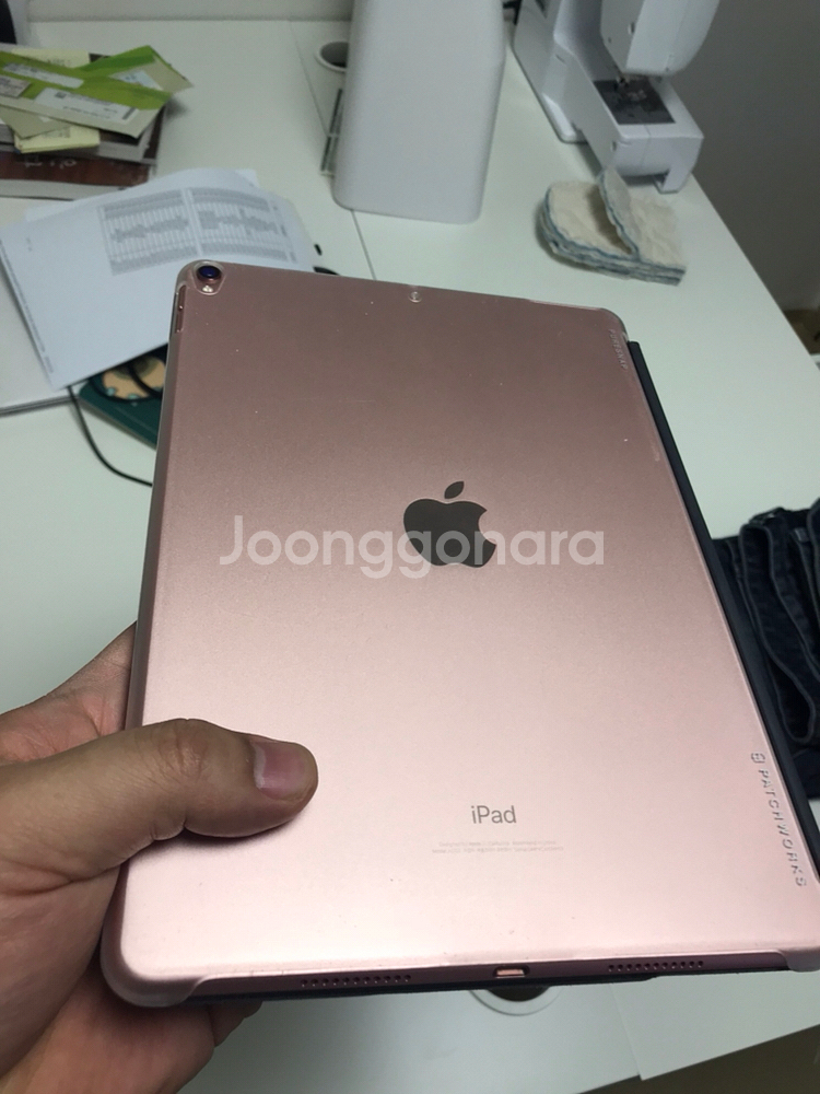아이패드10.5와이파이 로드골드 256g--3