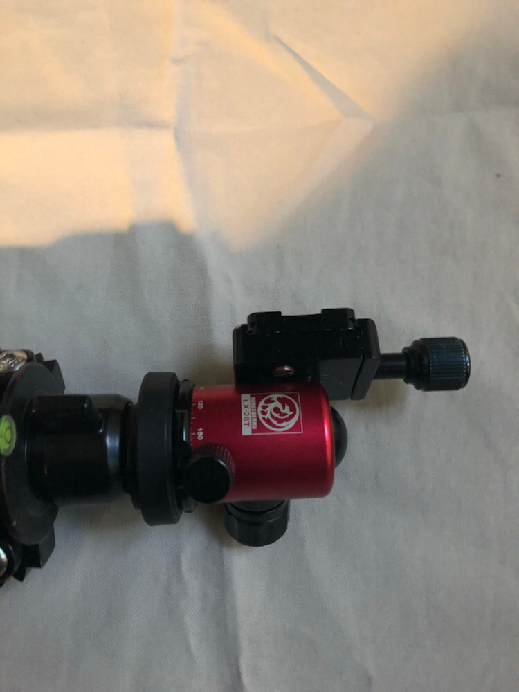 748x 삼각대+ LX-28T 볼헤드 판매합니다.--3