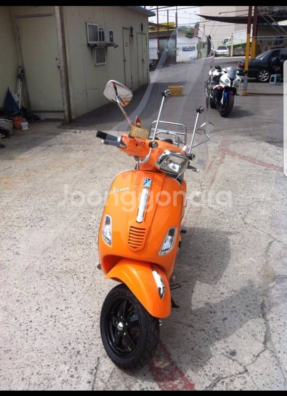 베스파 s125 12년식--0