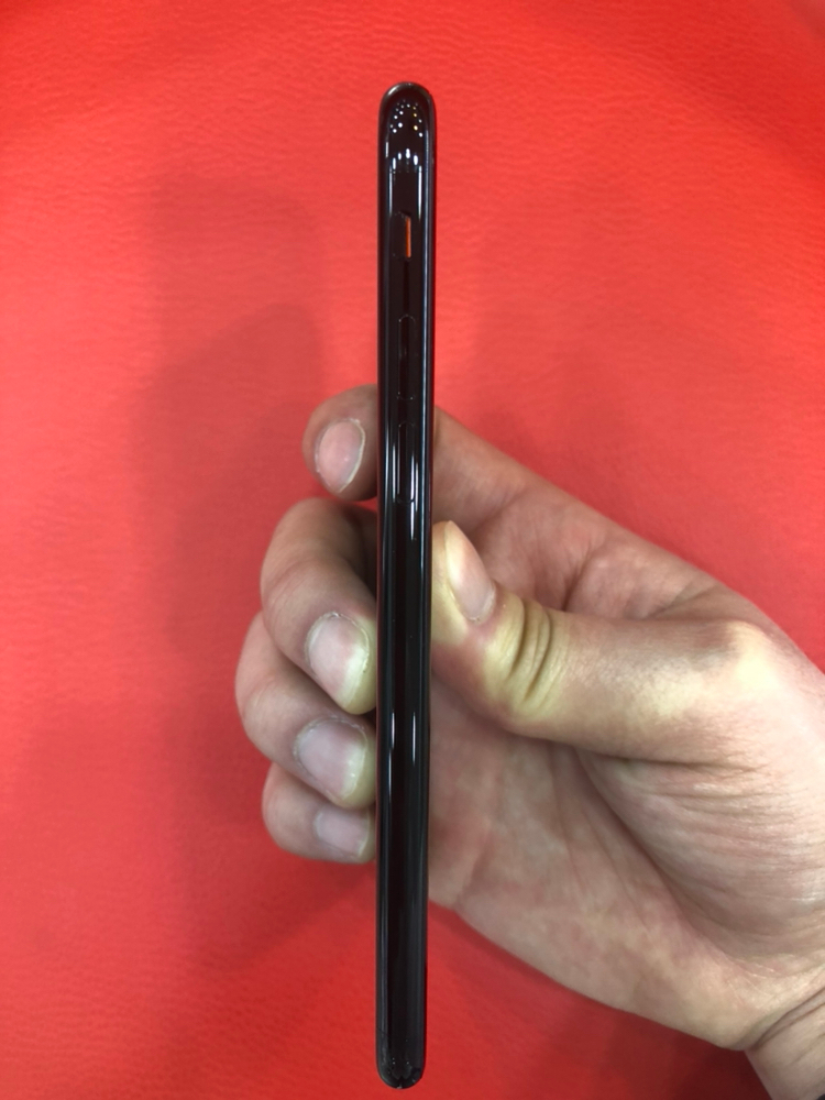 {서울 아이폰7 128 재트블랙 s급}--3