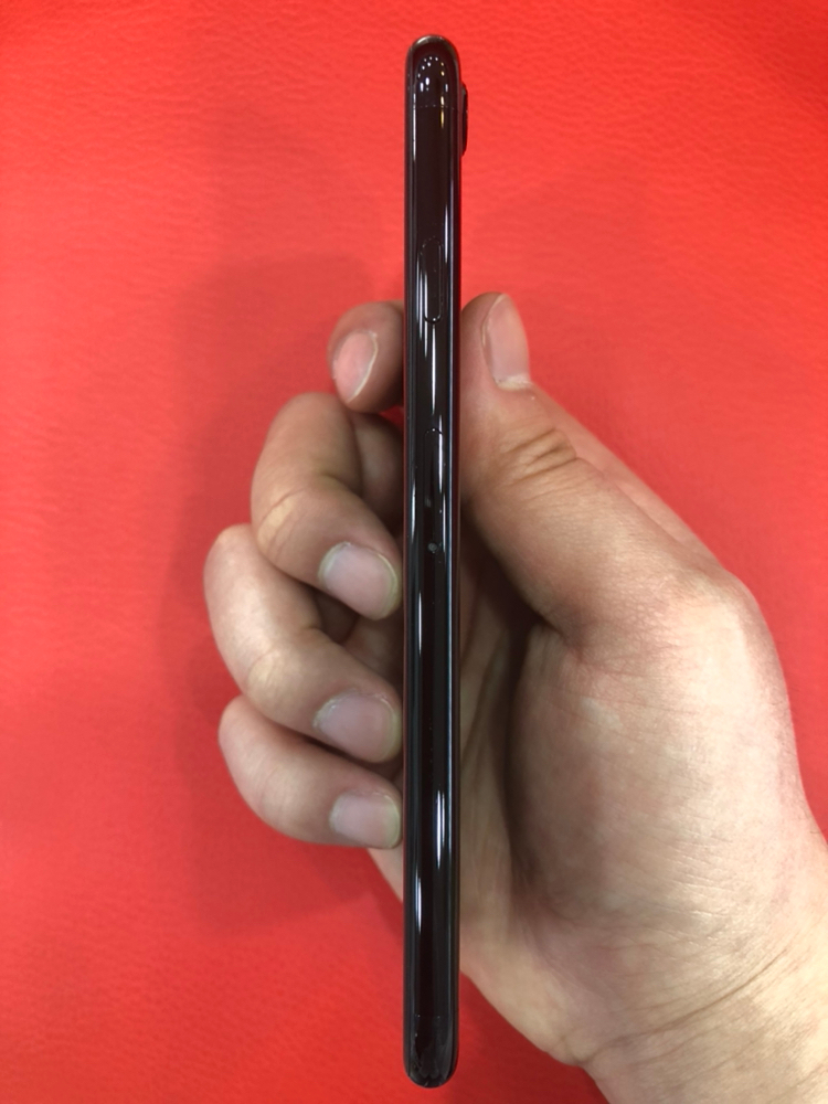 {서울 아이폰7 128 재트블랙 s급}--5