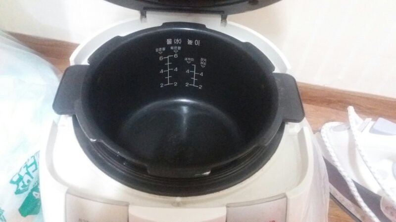 새것같은 밥솥--1