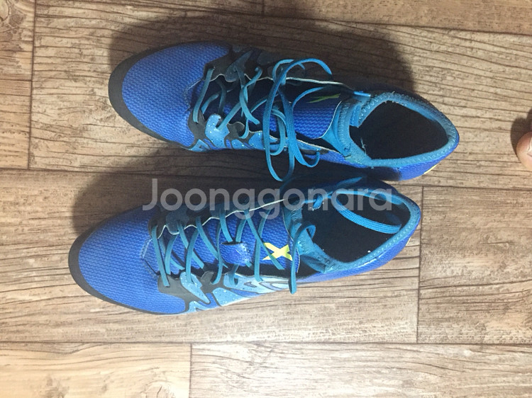 축구화--0