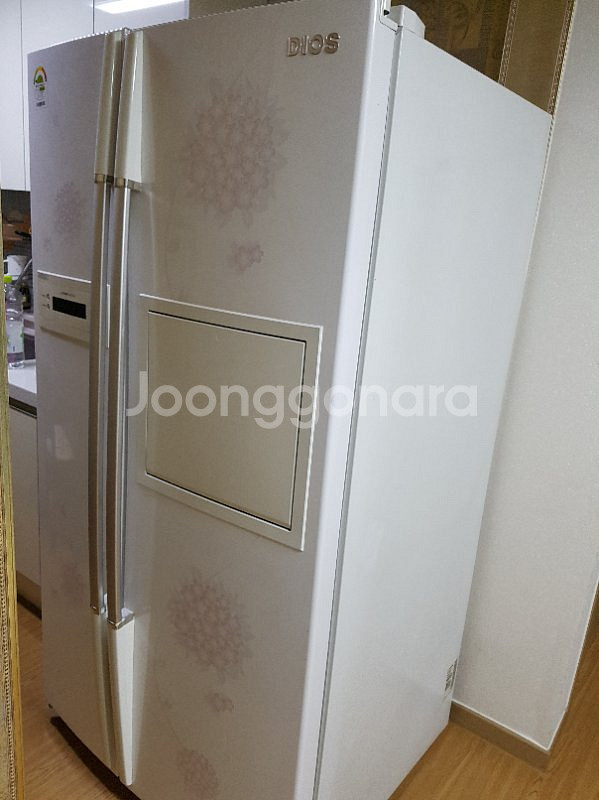 냉장고 팝니다. 가격 내릴께요. 가격 다시 한번 --8