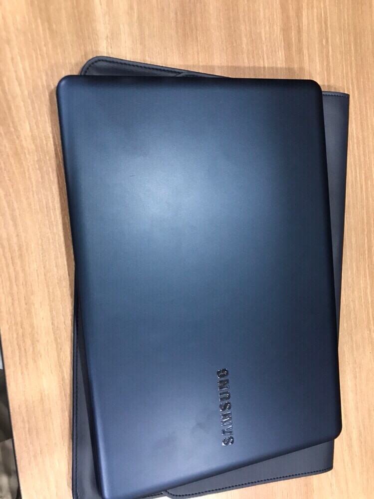 휴대가 편리한 삼성 노트북 9 Lite NT910--2