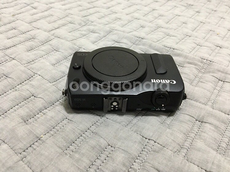 캐논 미러리스 Eos M 판매합니당--2