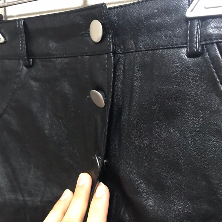 풀 버튼 가죽 스커트(S)--3