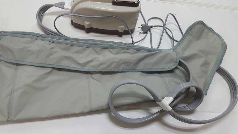 세븐라이너 공기식 다리마사지기계 이미지