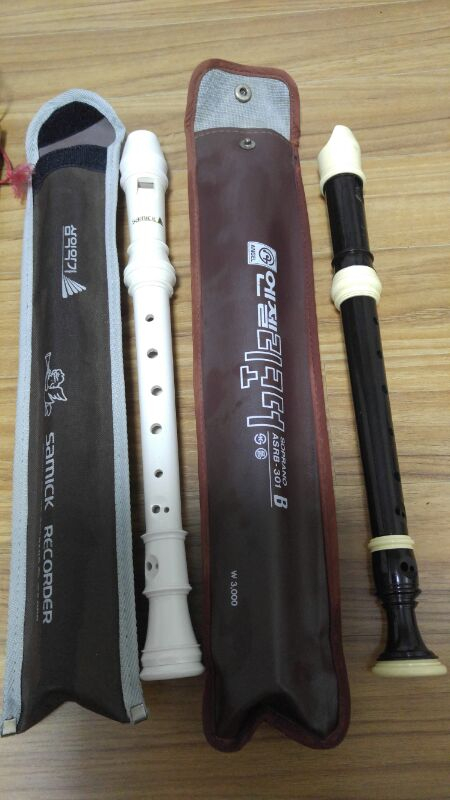 리코더 2개와단소 2개--1