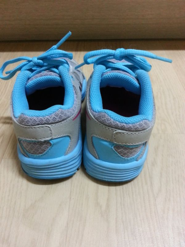 나이키 키즈 운동화 이미지