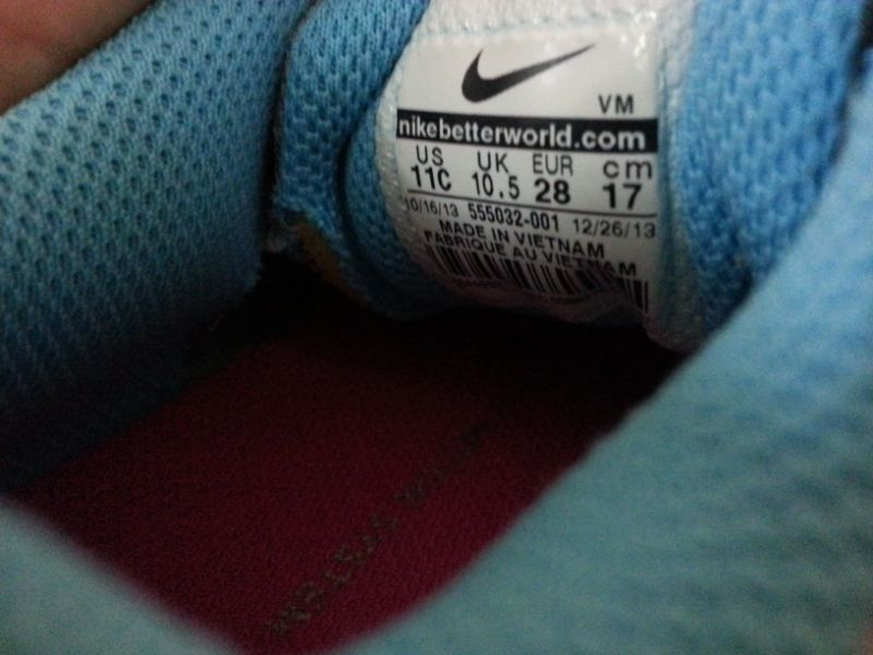 나이키 키즈 운동화 이미지