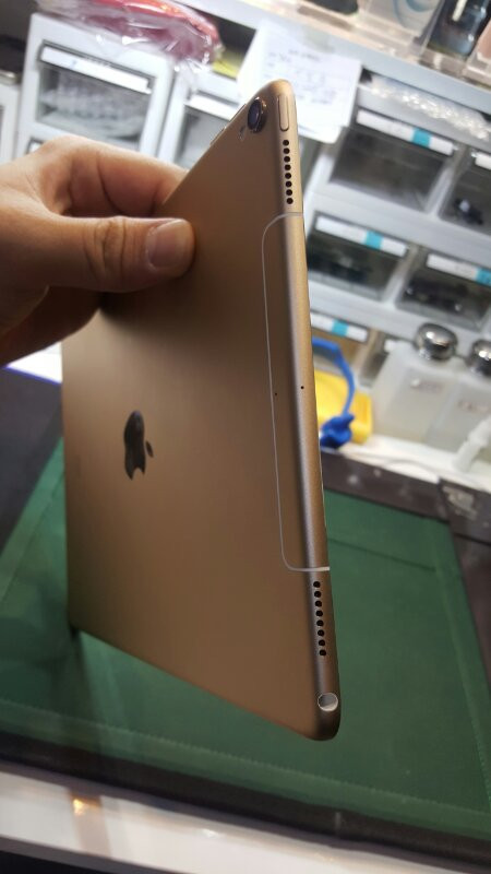 아이패드 프로 10.5 64기가 골드 셀룰러+와이--2