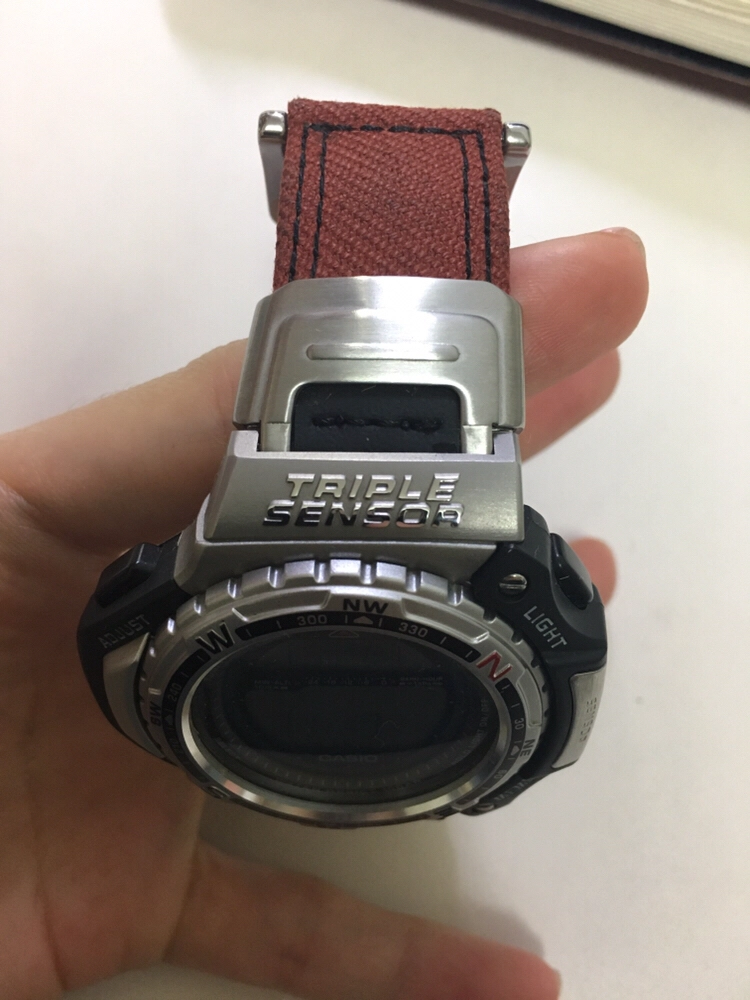 카시오 1999 prt-1400 산악용 스포츠시계 이미지