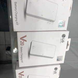 V20 배터리팩 판매합니다 (미개봉)
