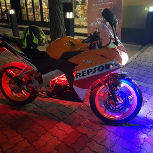 cbr125(풀튜닝)>pcx대차가능