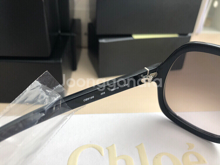 끌로에 CE619S 003 판매합니다.--1