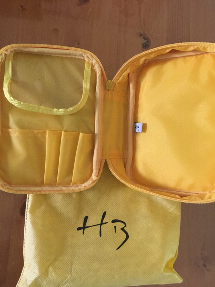 현빈 파우치 이미지