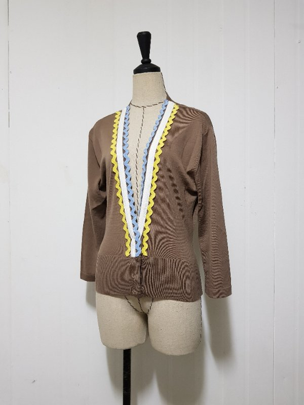 까사렐 멀티 웨이브 브라운 니트 가디건--3