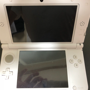 닌텐도 3ds 피카츄 에디션