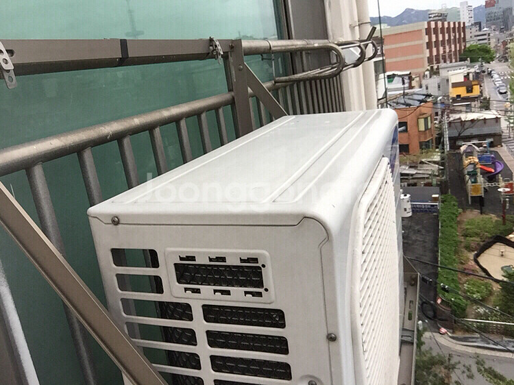 삼성벽걸이 에어컨 14평 팝니다. 18만원--2