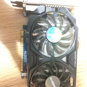 그래픽카드 gtx 750ti 기가바이트 2GB