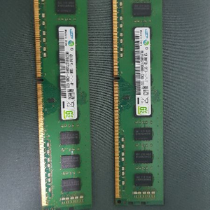 삼성 DDR3 RAM 4GB 2개 팝니다.