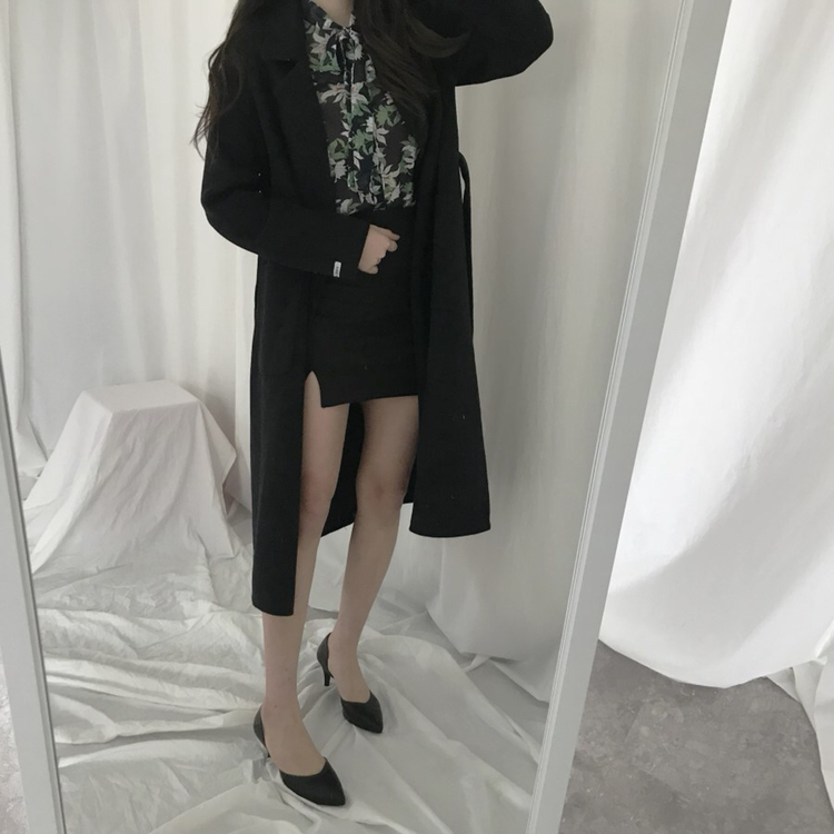 딜라잇문 핸드메이드 코트 거의 새상품 급처합니다.