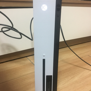 xbox one s 1Tb 팝니다