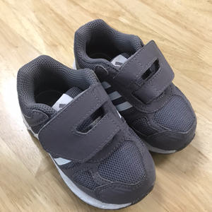 아디다스키즈 운동화(130)