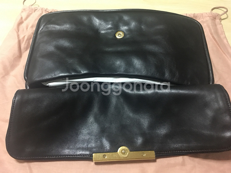 미우미우 클러치백--4