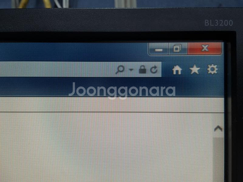 BENQ BL 3200 디자인용 모니터--1