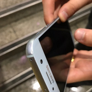 겔럭시a5 2017 정상해지폰 팝니다.