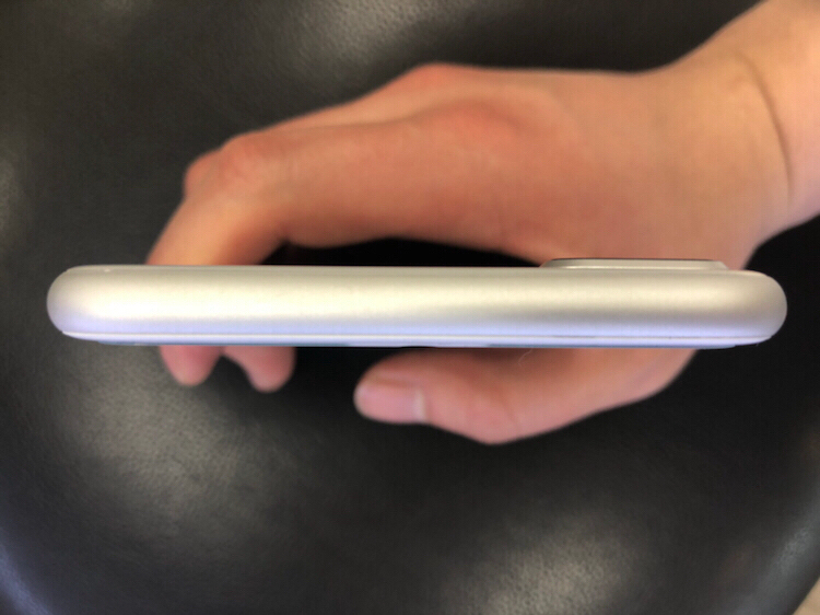 아이폰8 플러스 64실버 방탄유리 에눌가능--7